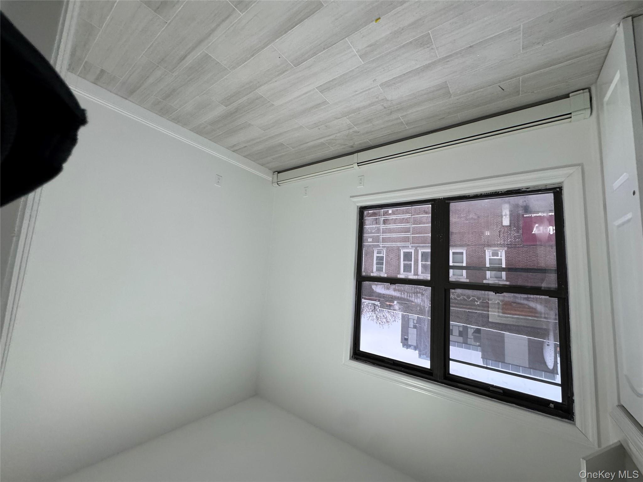 #8 photo, 102-01 Northern Boulevard, Corona , NY 11368