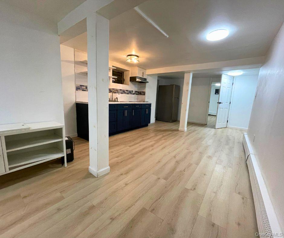 #2 photo, 11333 204th Street, कुईंस Saint Albans , NY 11412