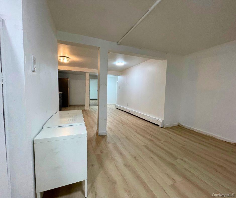 #3 photo, 11333 204th Street, कुईंस Saint Albans , NY 11412