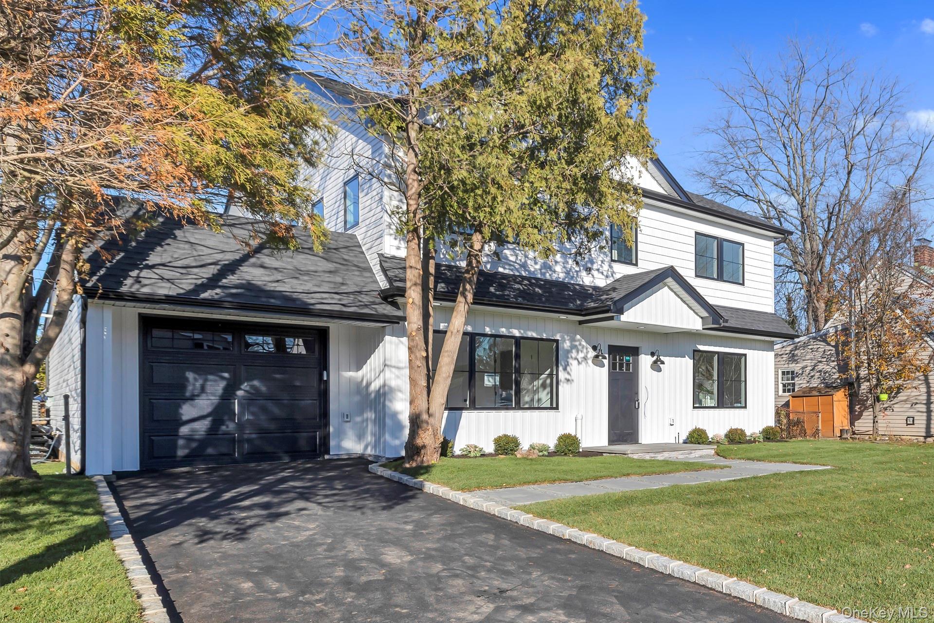 #3 photo, 24 Rim Lane, Hicksville , NY 11801