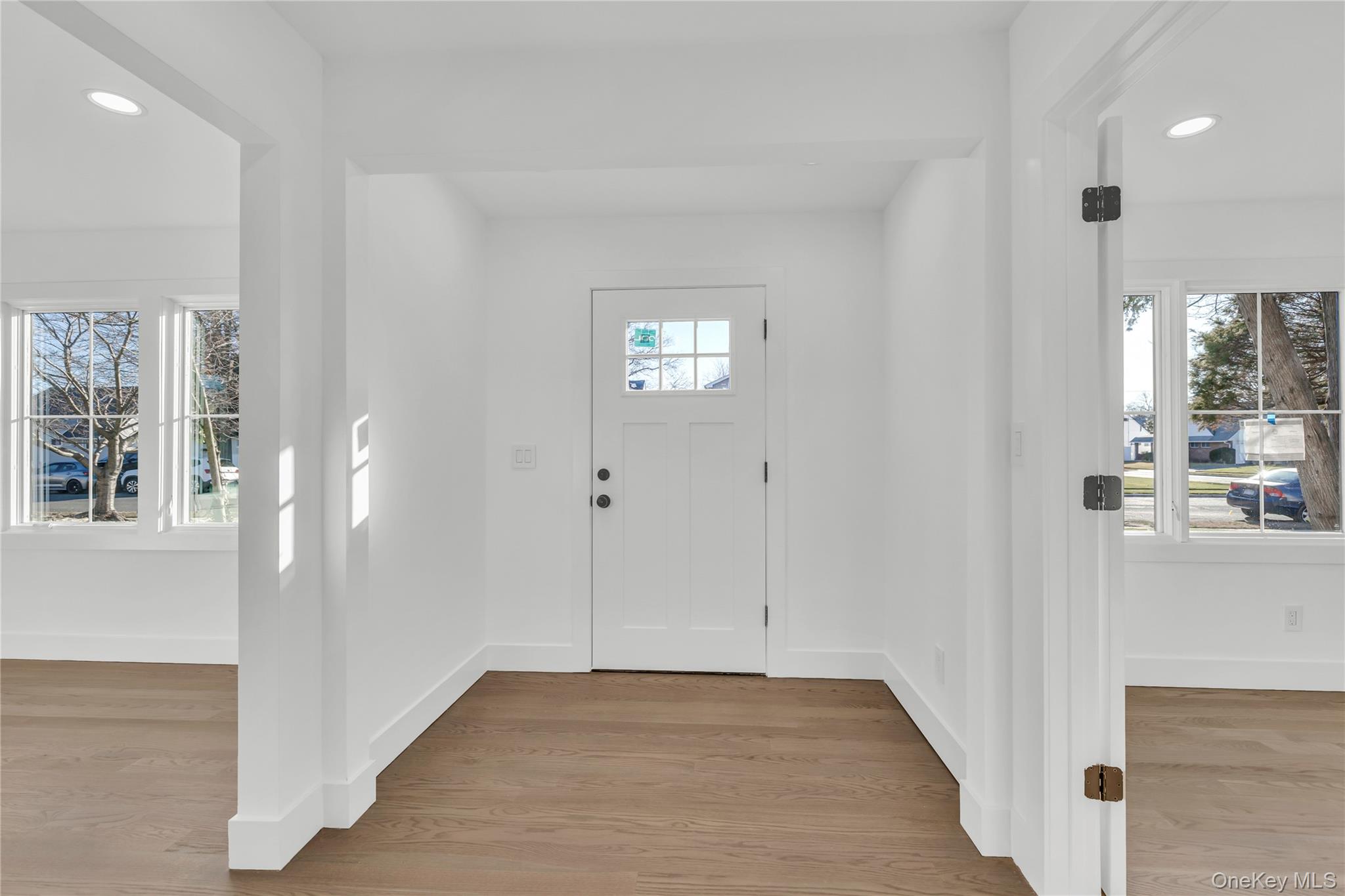 #7 photo, 24 Rim Lane, Hicksville , NY 11801