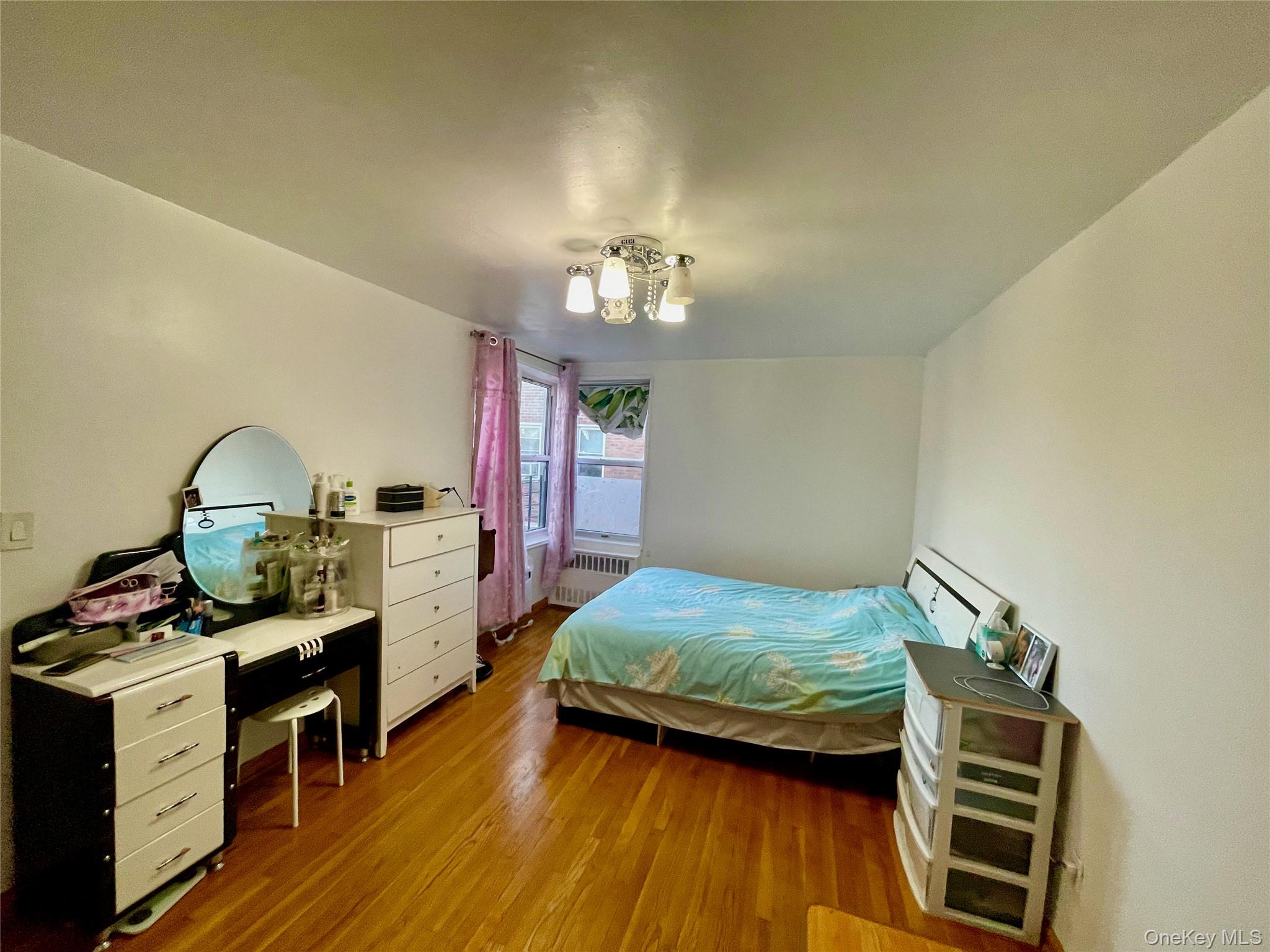 #6 photo, 143-40 41st Ave 143-40 41st Avenue, Куинс ‖ Flushing , NY 11355