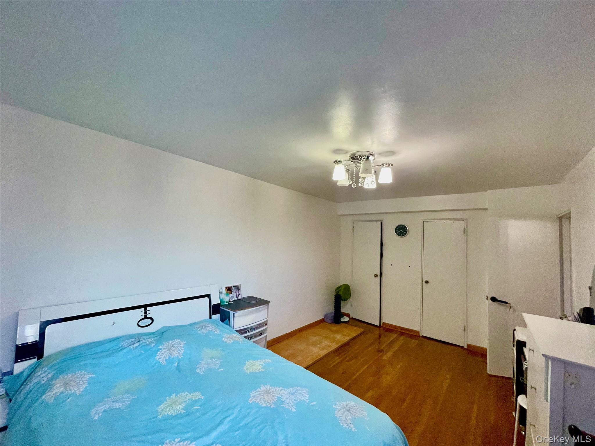#7 photo, 143-40 41st Ave 143-40 41st Avenue, Куинс ‖ Flushing , NY 11355