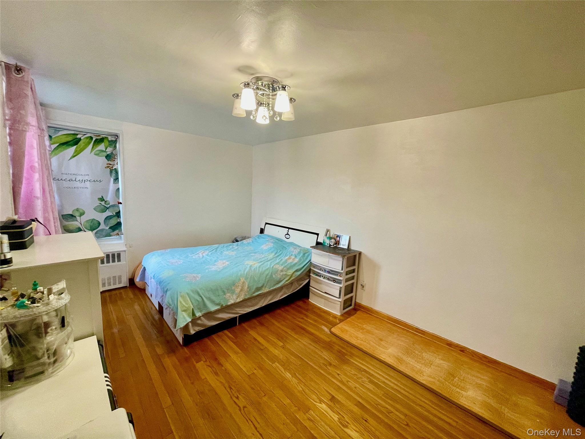 #8 photo, 143-40 41st Ave 143-40 41st Avenue, Куинс ‖ Flushing , NY 11355