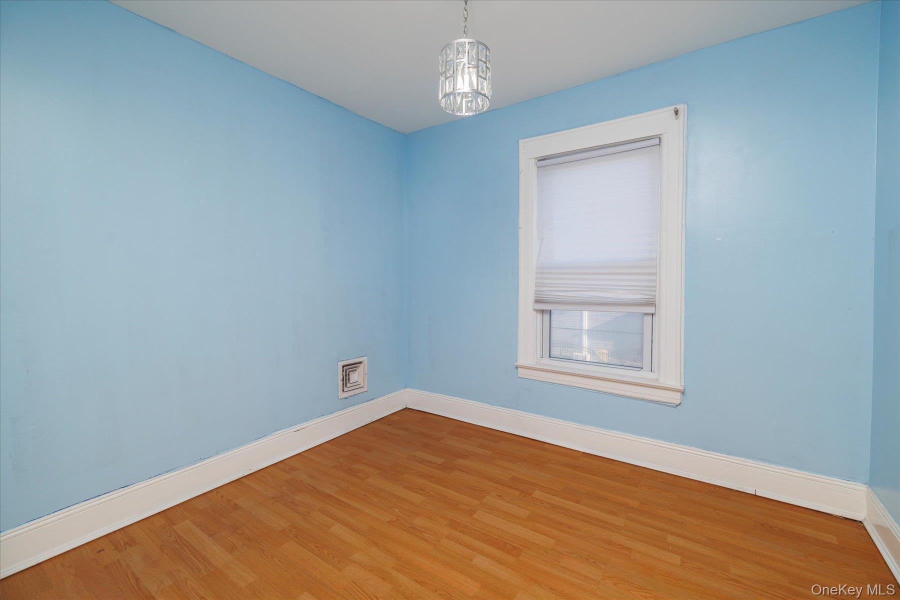 #19 photo, 127-20 107th Avenue, Richmond Hill S. , NY 11419