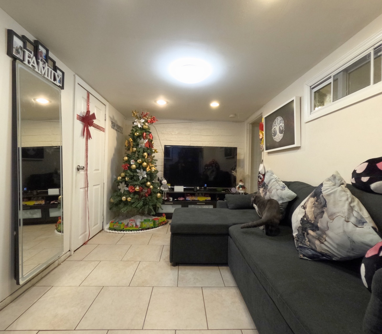 #32 photo, 20-45 31st Street, Astoria , NY 11105