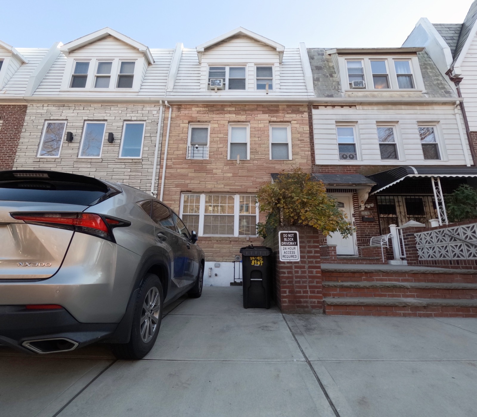 #39 photo, 20-45 31st Street, Astoria , NY 11105