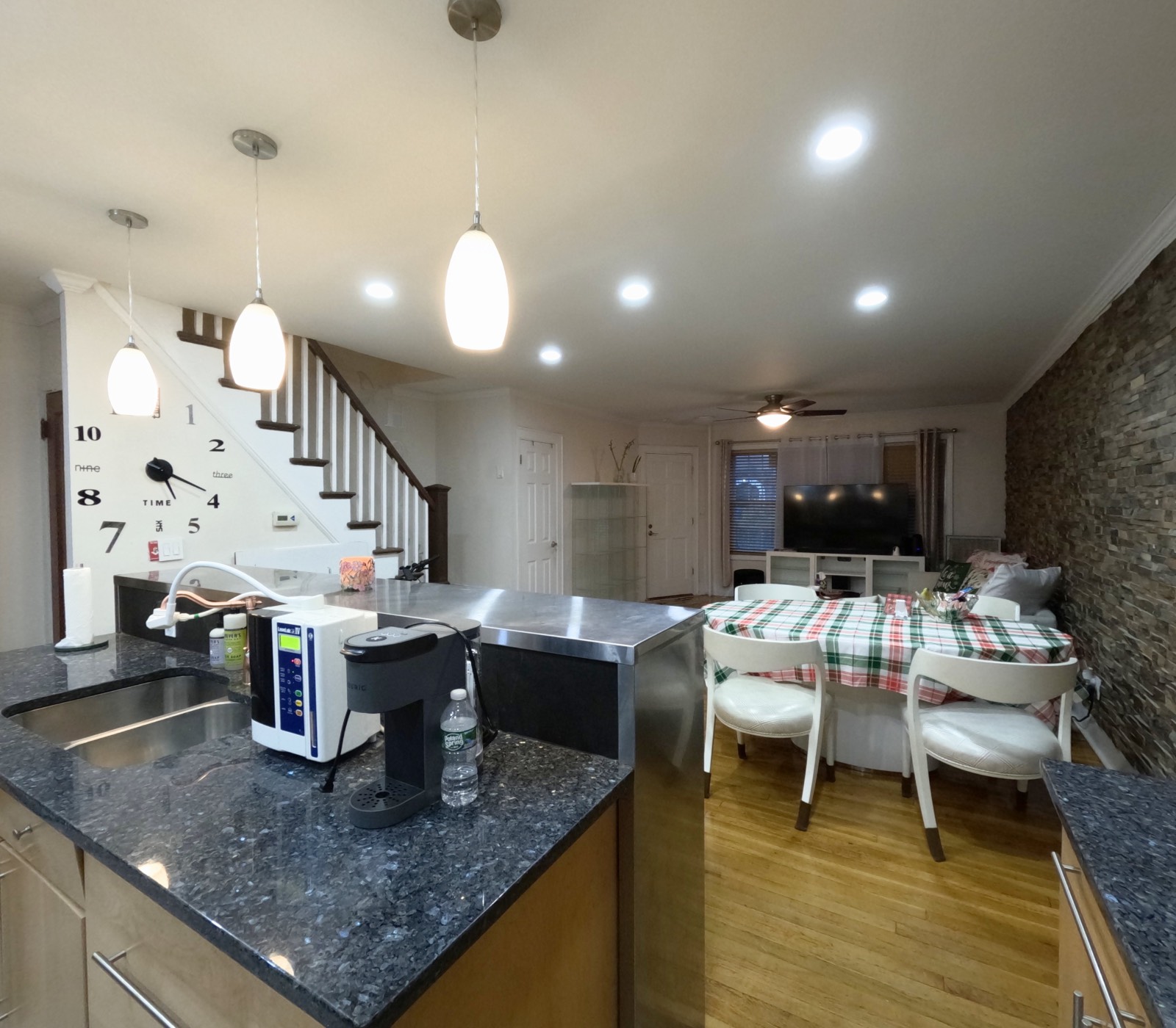 #8 photo, 20-45 31st Street, Astoria , NY 11105