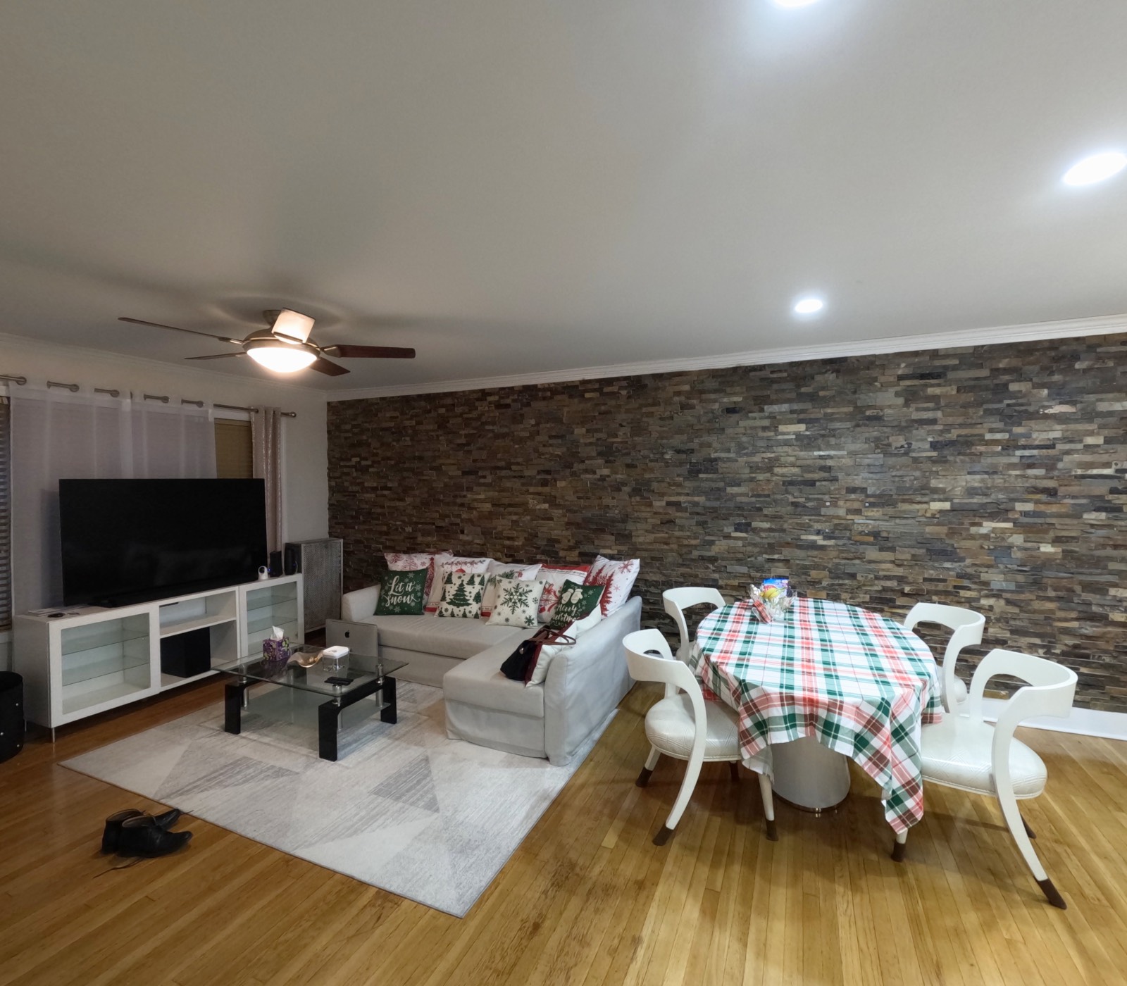 #9 photo, 20-45 31st Street, Astoria , NY 11105