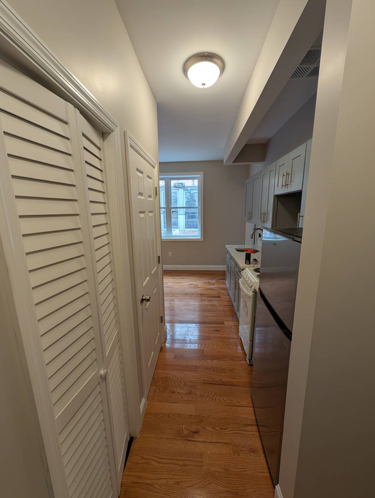 #8 photo, 1265 Elder Ave, East Bronx , NY 10472