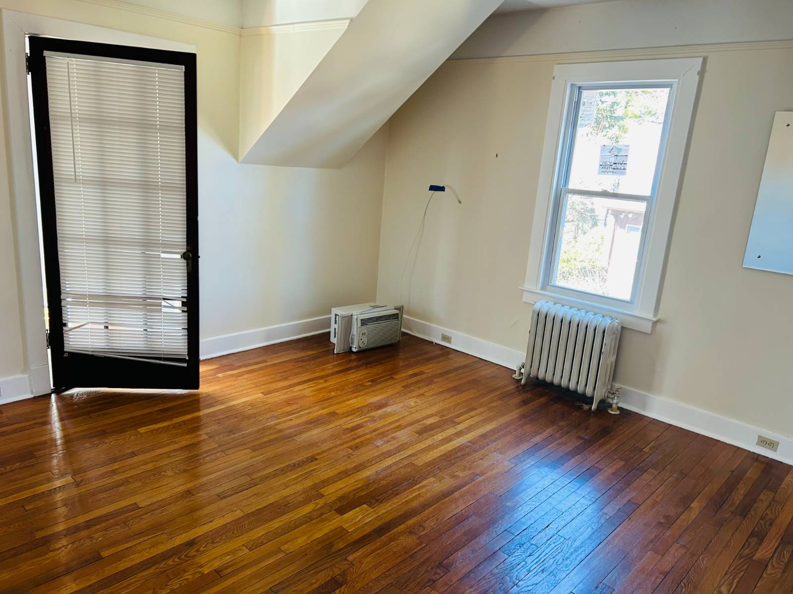 #6 photo, 11 Elliott Pl, Glen Cove , NY 11542