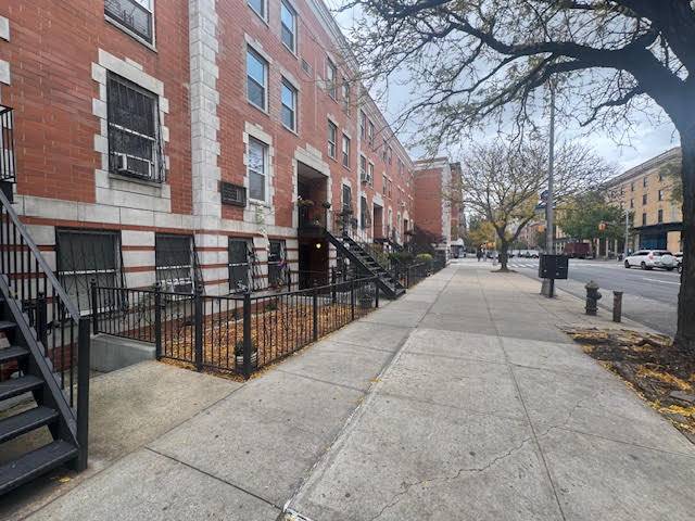 #3 photo, 2573 Frederick Douglass Blvd , #A, Central Harlem , NY 10030