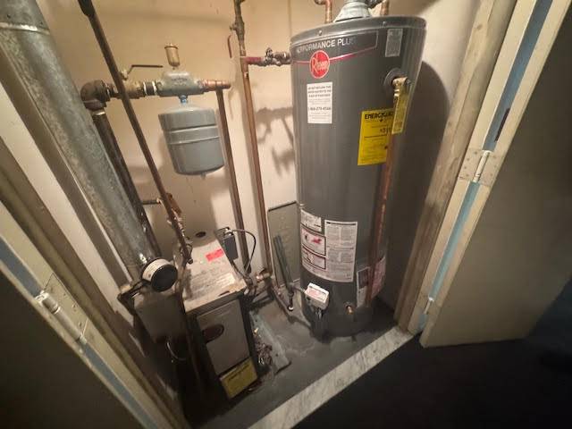 #7 photo, 2573 Frederick Douglass Blvd , #A, Central Harlem , NY 10030