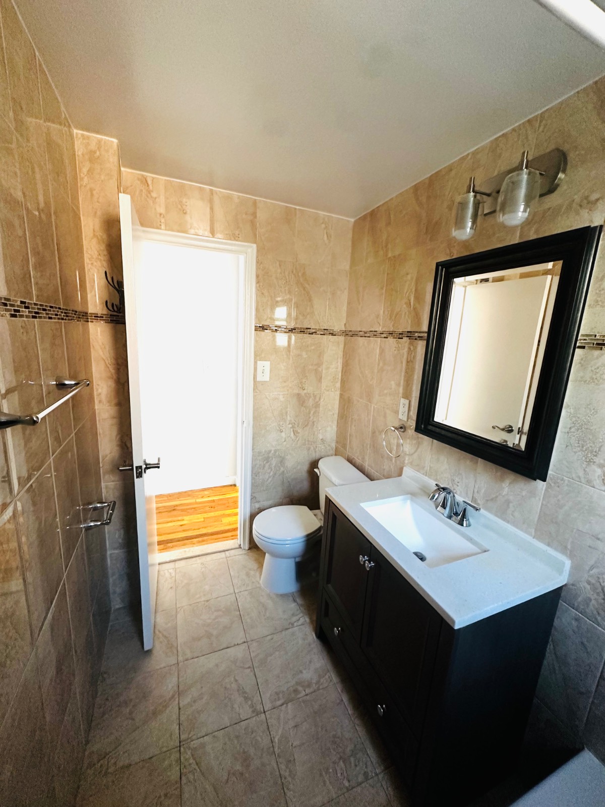 #12 photo, 210 Atlantic Ave, #B2G, Lynbrook , NY 11563