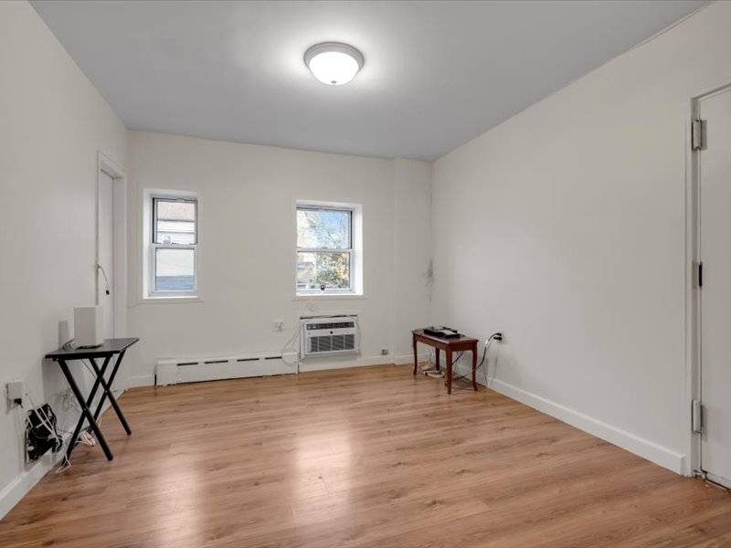 #10 photo, 2747 Haring Street, Sheepshead Bay , NY 11235