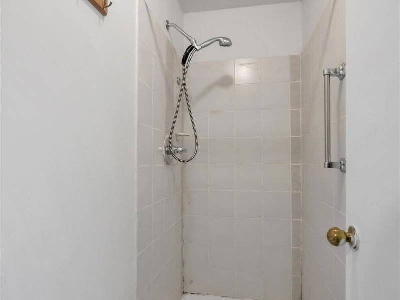 #16 photo, 2747 Haring Street, Sheepshead Bay , NY 11235