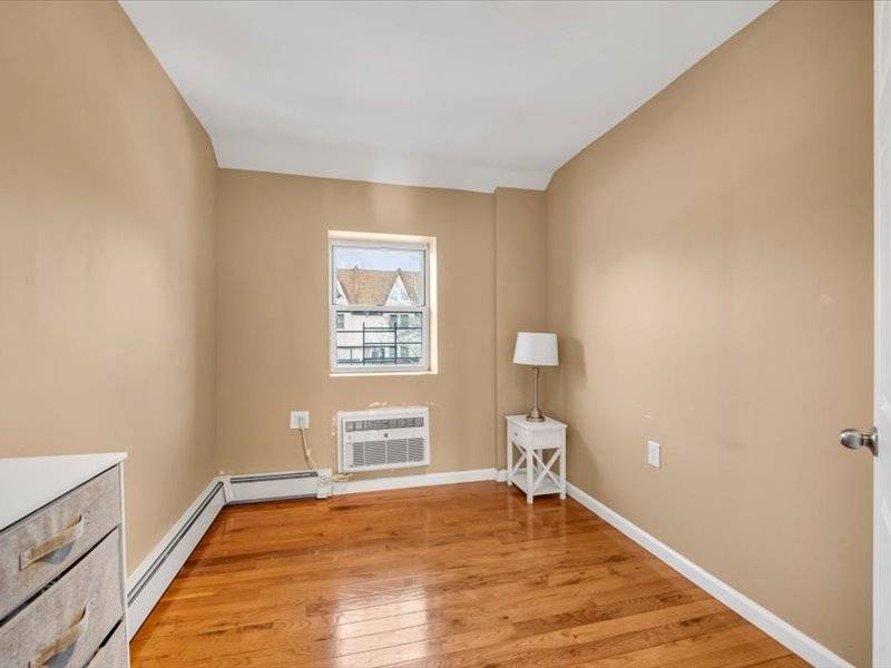 #33 photo, 2747 Haring Street, Sheepshead Bay , NY 11235