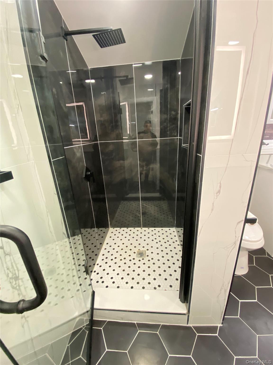 #19 photo, 602 Clocks Boulevard, ناسو Massapequa , NY 11758