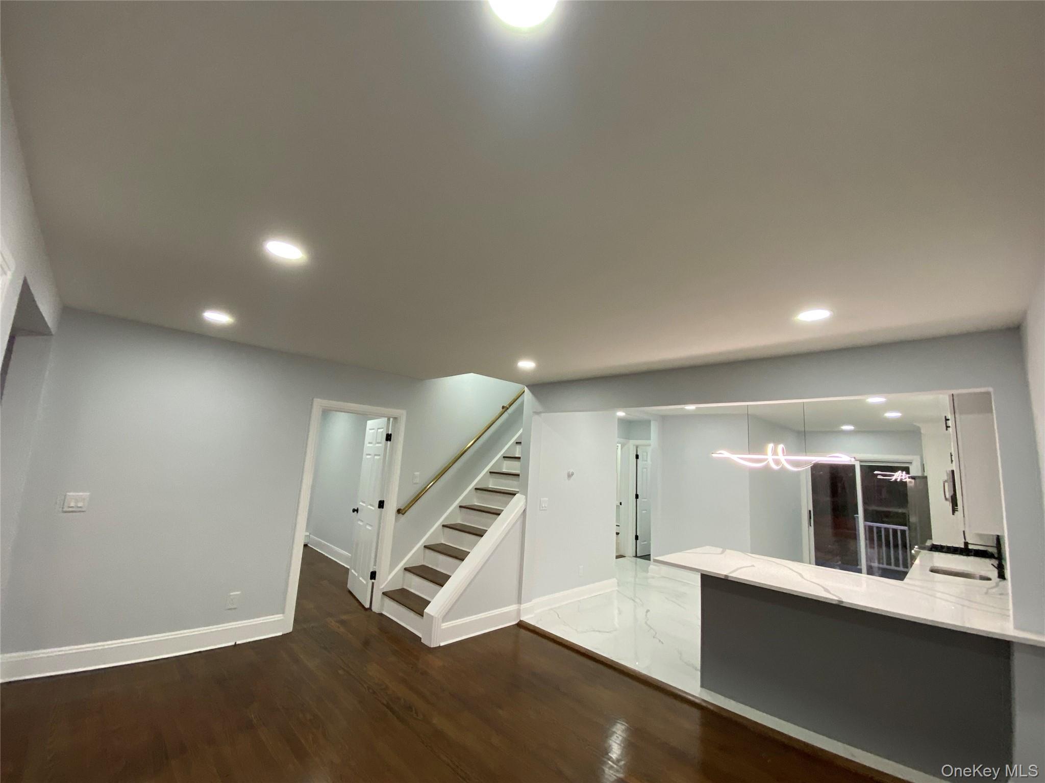 #4 photo, 602 Clocks Boulevard, Massapequa , NY 11758