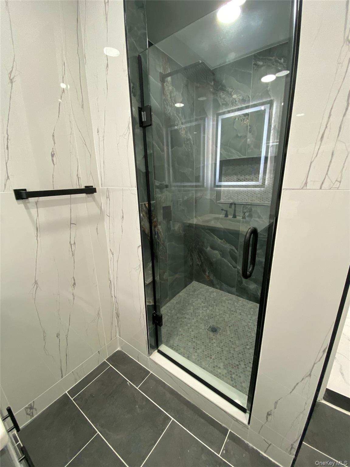 #9 photo, 602 Clocks Boulevard, Massapequa , NY 11758