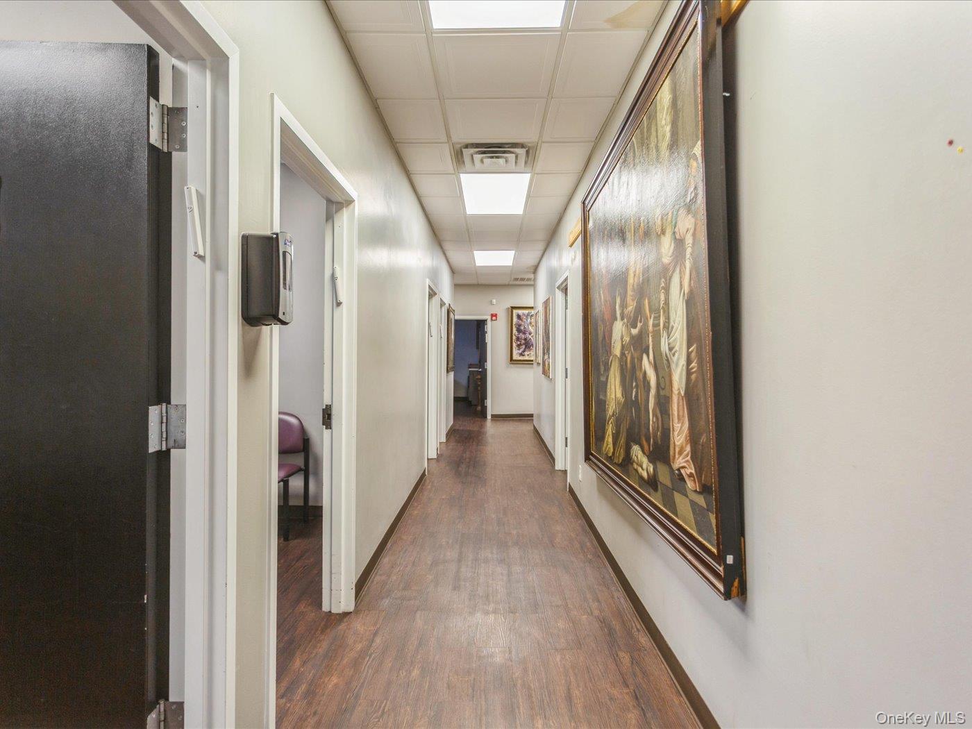 #11 photo, 270 Doughty Boulevard, नासाउ काउंटी Inwood , NY 11096