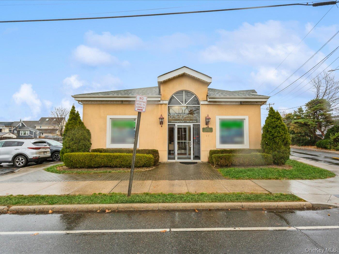 #3 photo, 270 Doughty Boulevard, नासाउ काउंटी Inwood , NY 11096