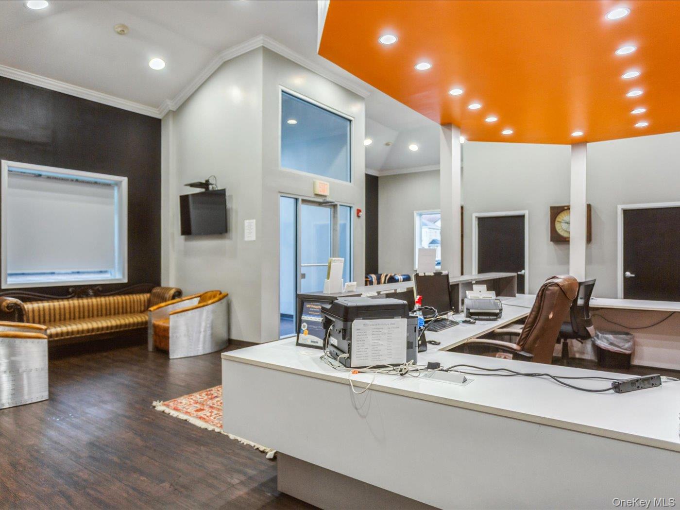 #8 photo, 270 Doughty Boulevard, नासाउ काउंटी Inwood , NY 11096