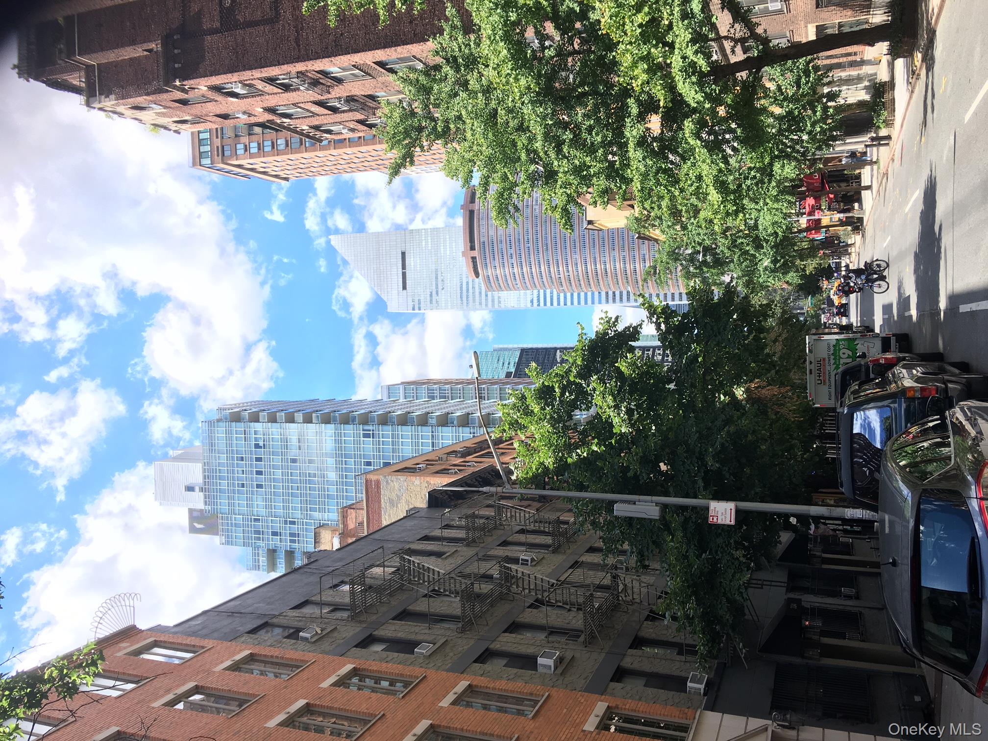 #1 photo, 334 E 53rd Street, New York (Manhattan) , NY 10022