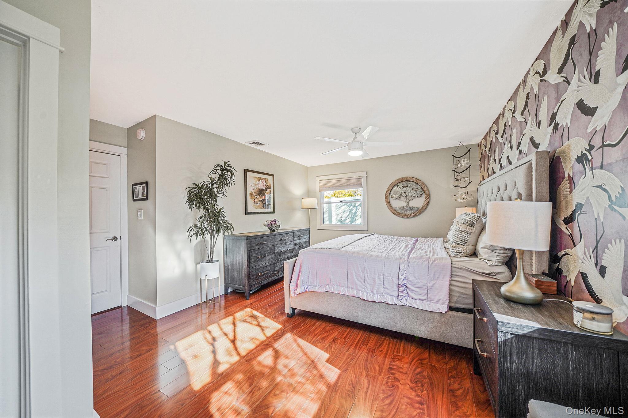 #19 photo, 4 Malcolm Street, Саффолк ‖ Bellport , NY 11713