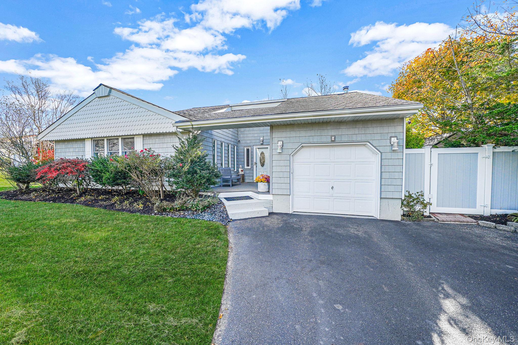 #2 photo, 4 Malcolm Street, Саффолк ‖ Bellport , NY 11713