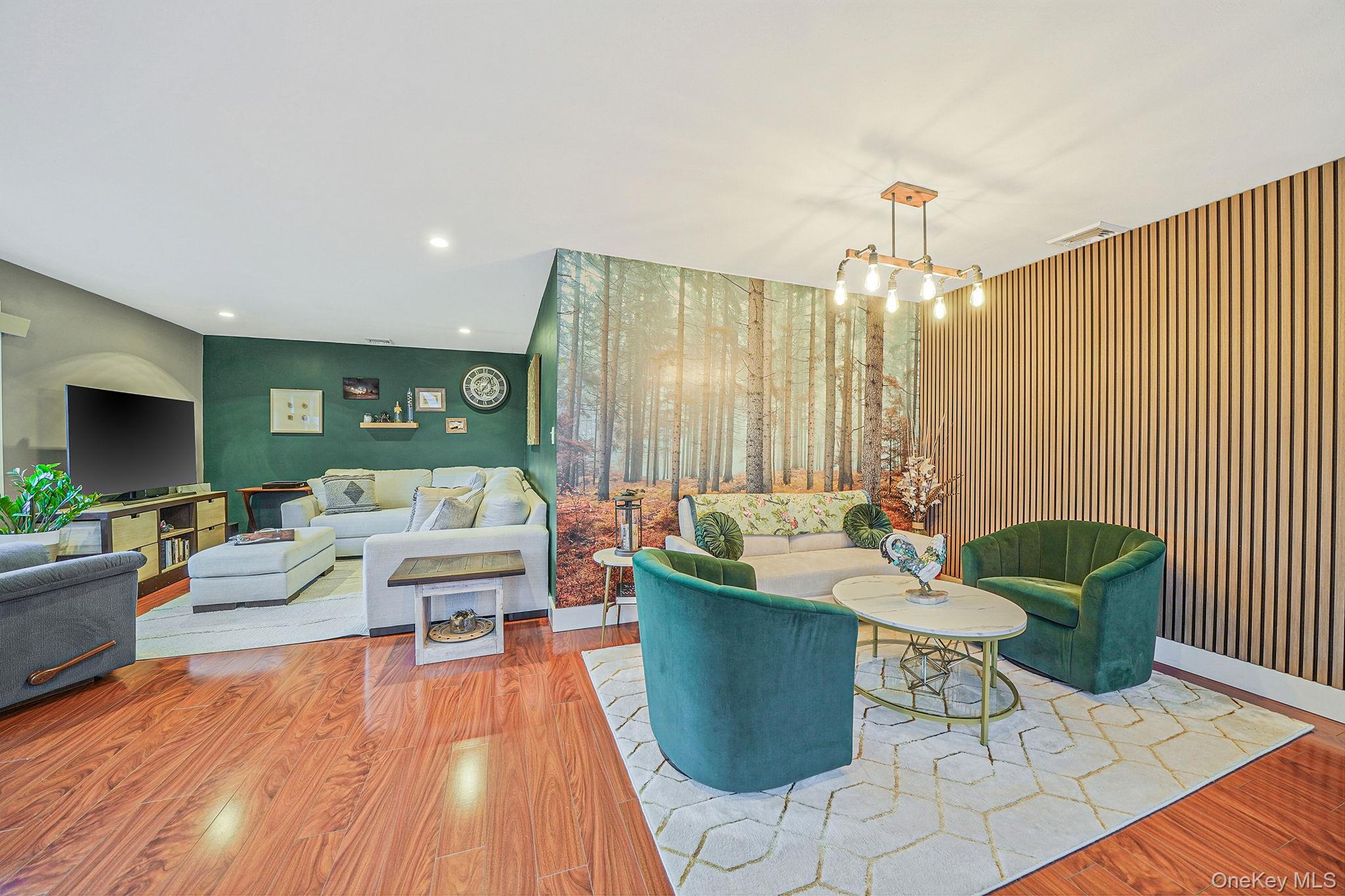 #8 photo, 4 Malcolm Street, Саффолк ‖ Bellport , NY 11713