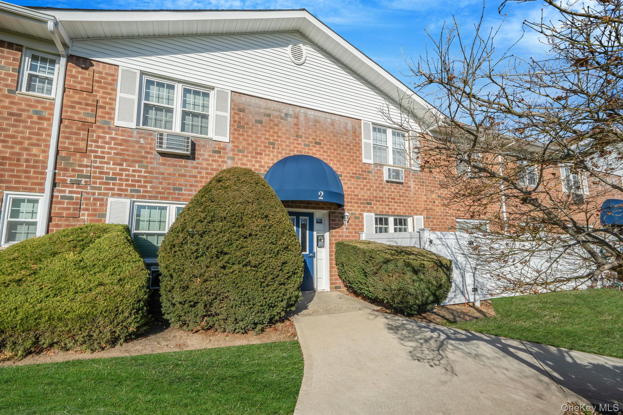 #14 photo, 460 Old Town Road, Port Jefferson Station , NY 11776