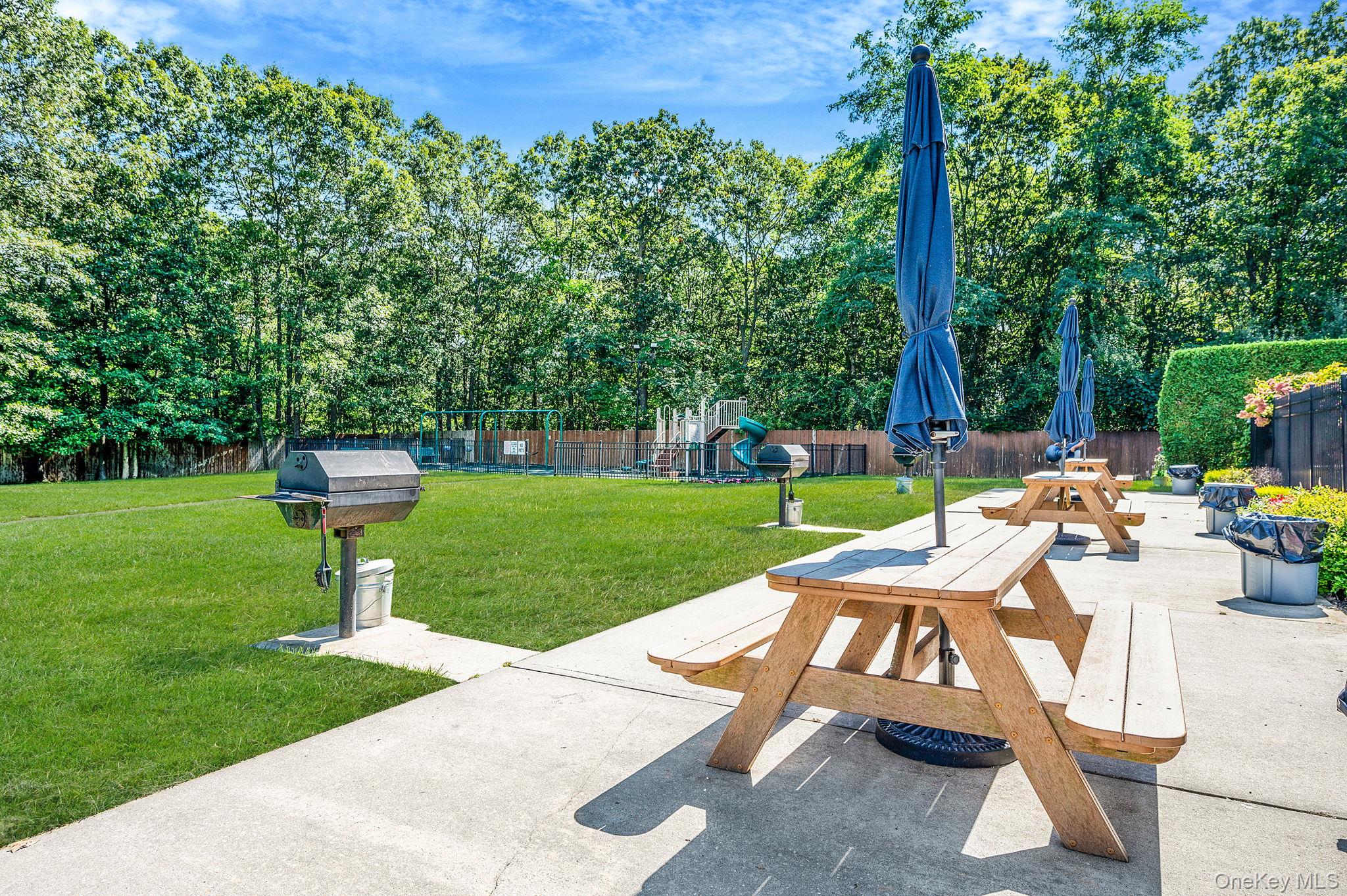 #20 photo, 460 Old Town Road, Port Jefferson Station , NY 11776