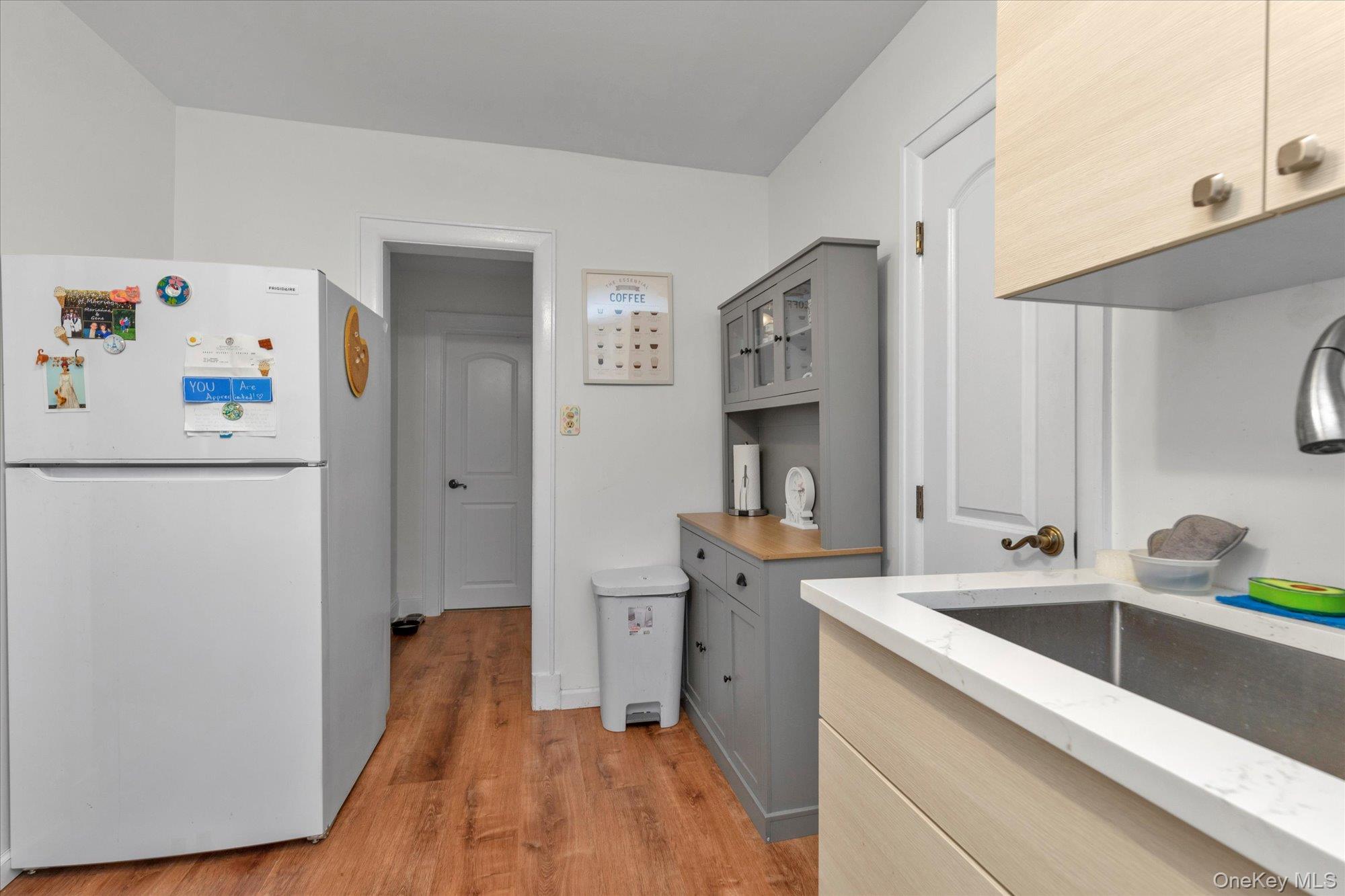 #12 photo, 32 Fifth Street, 롱 아일랜드 Valley Stream , NY 11581