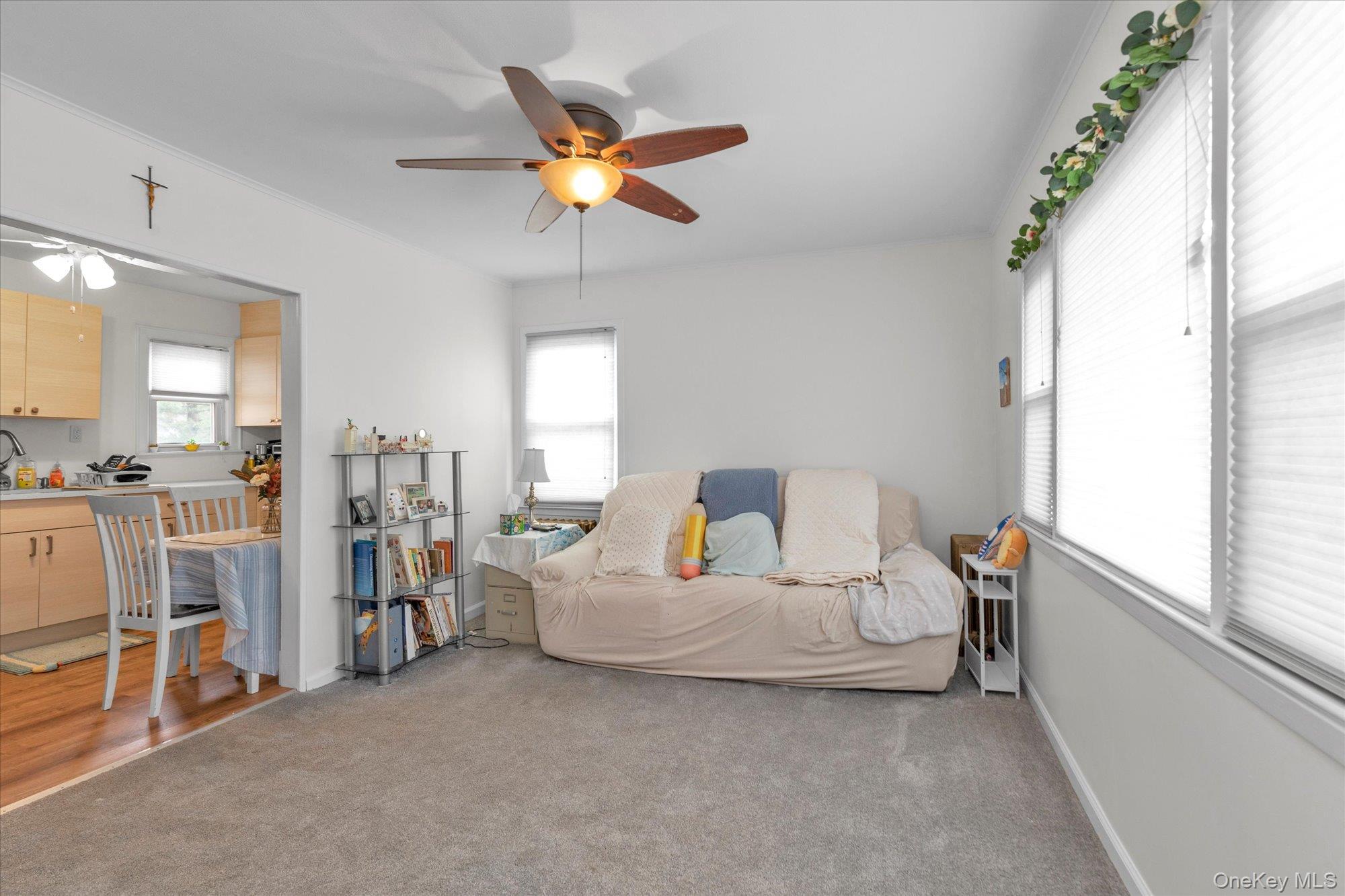 #9 photo, 32 Fifth Street, 롱 아일랜드 Valley Stream , NY 11581