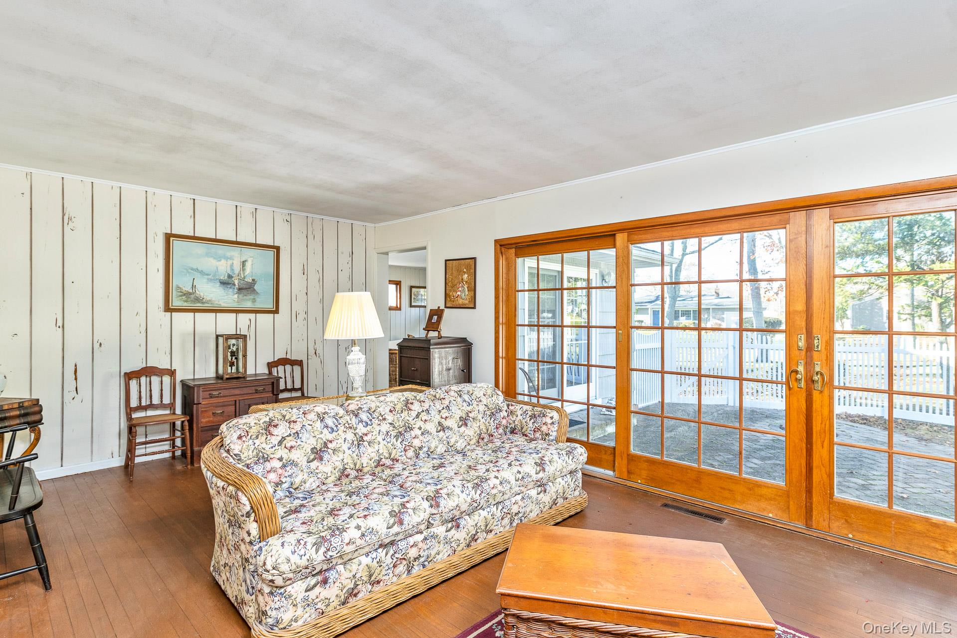 #10 photo, 14 Whiting Road, East Quogue , NY 11942