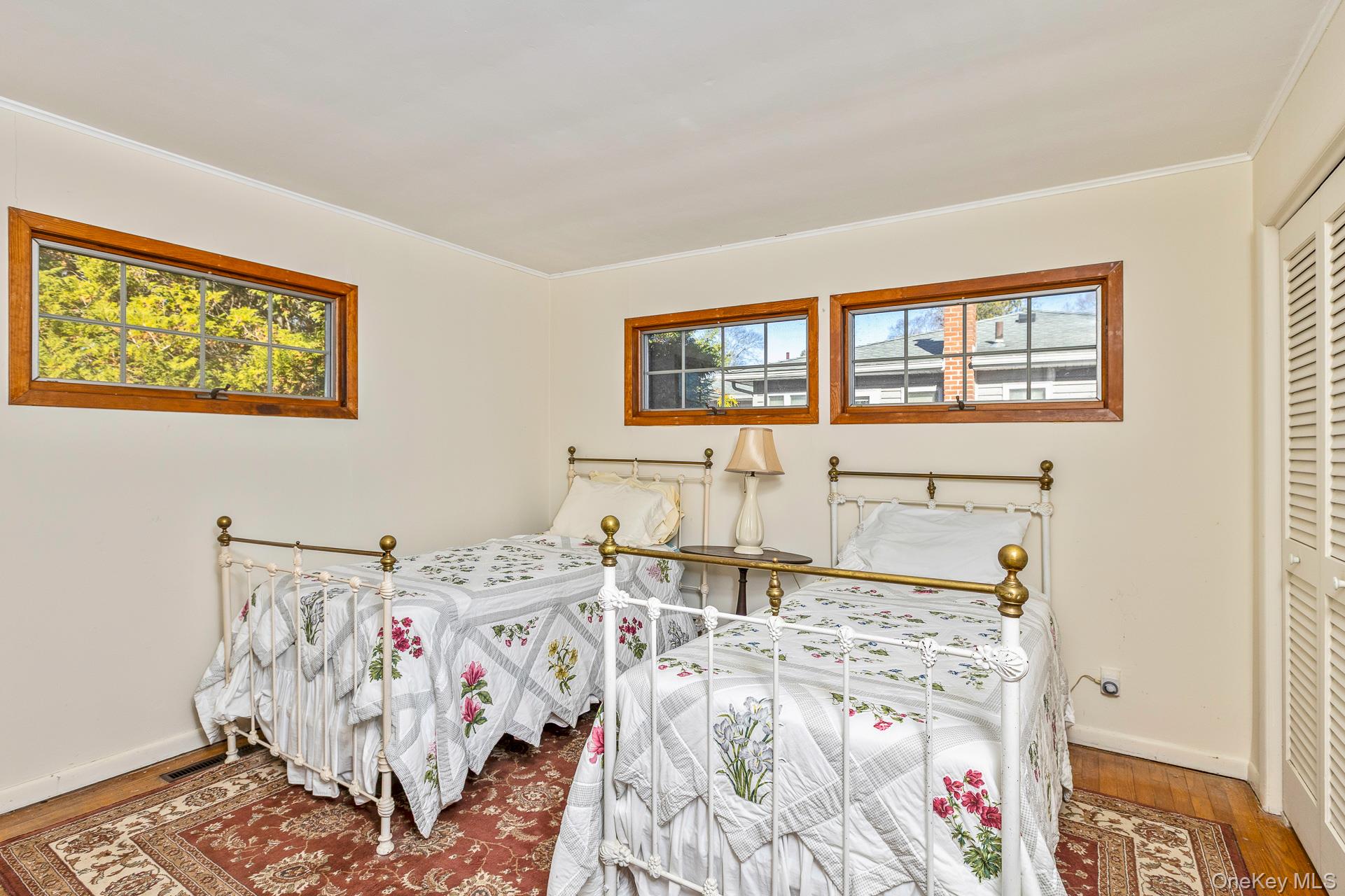 #13 photo, 14 Whiting Road, East Quogue , NY 11942