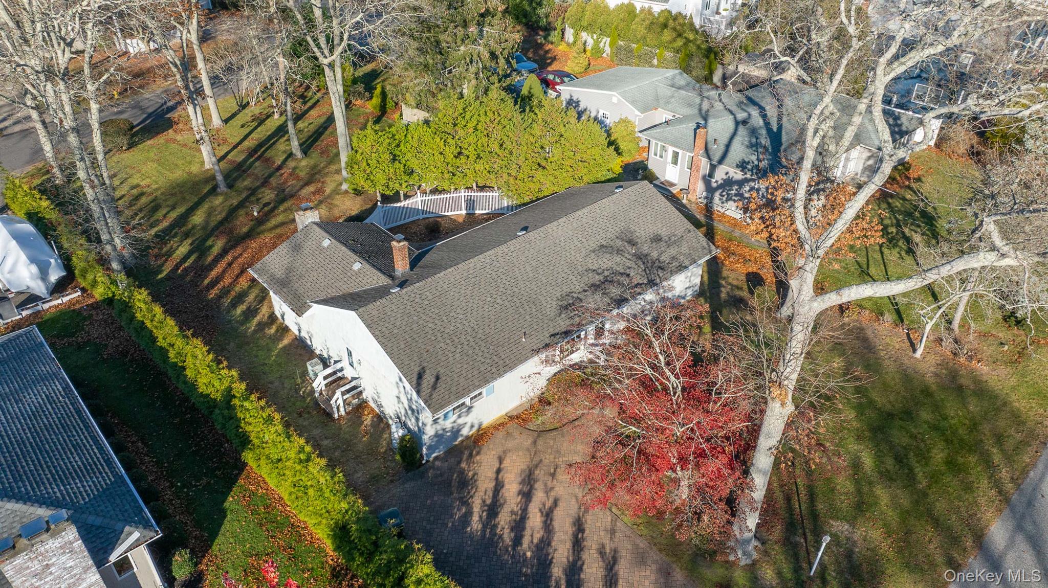 #20 photo, 14 Whiting Road, East Quogue , NY 11942