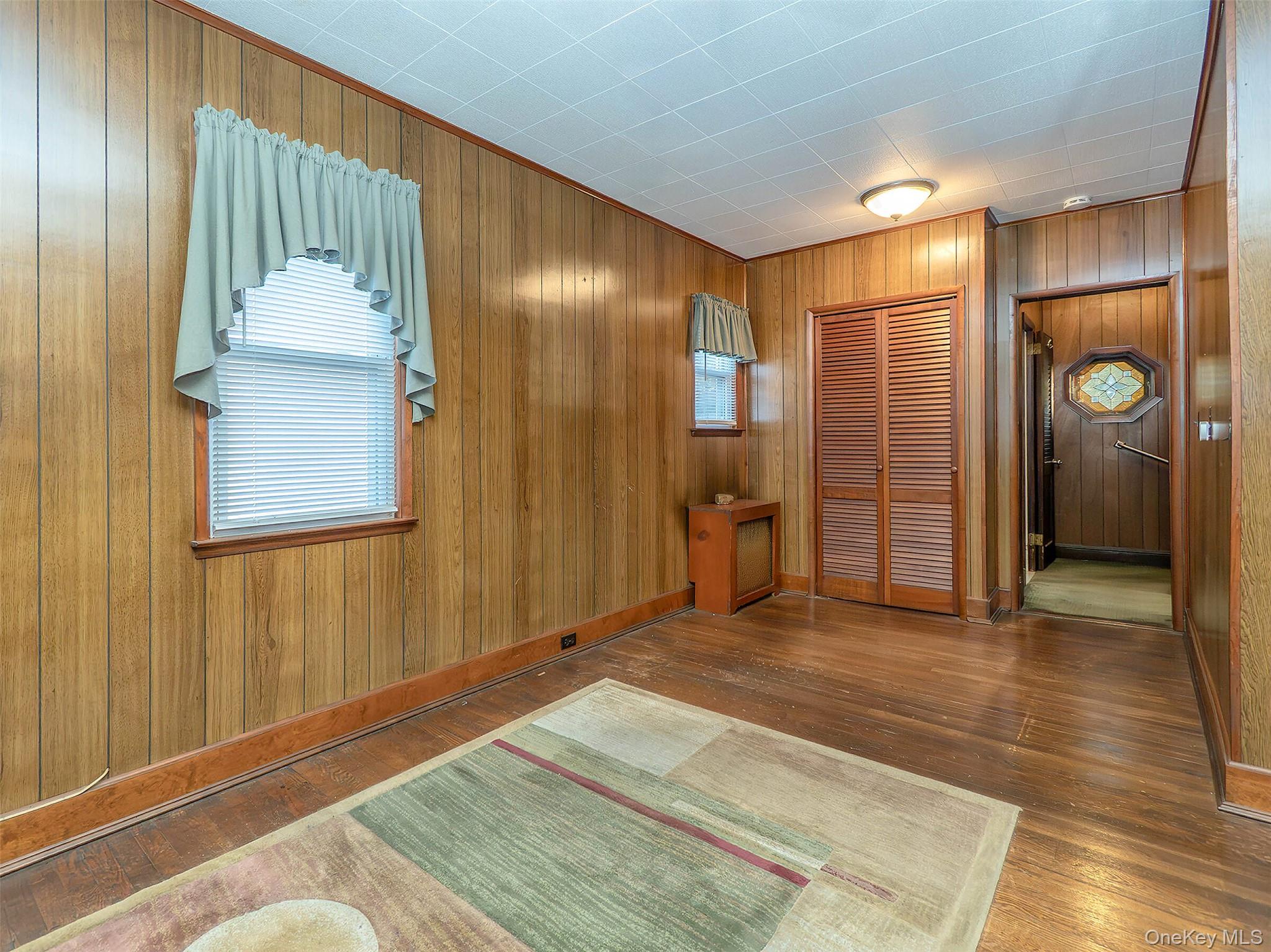 #11 photo, 119 Cross Street, ناسو Locust Valley , NY 11560