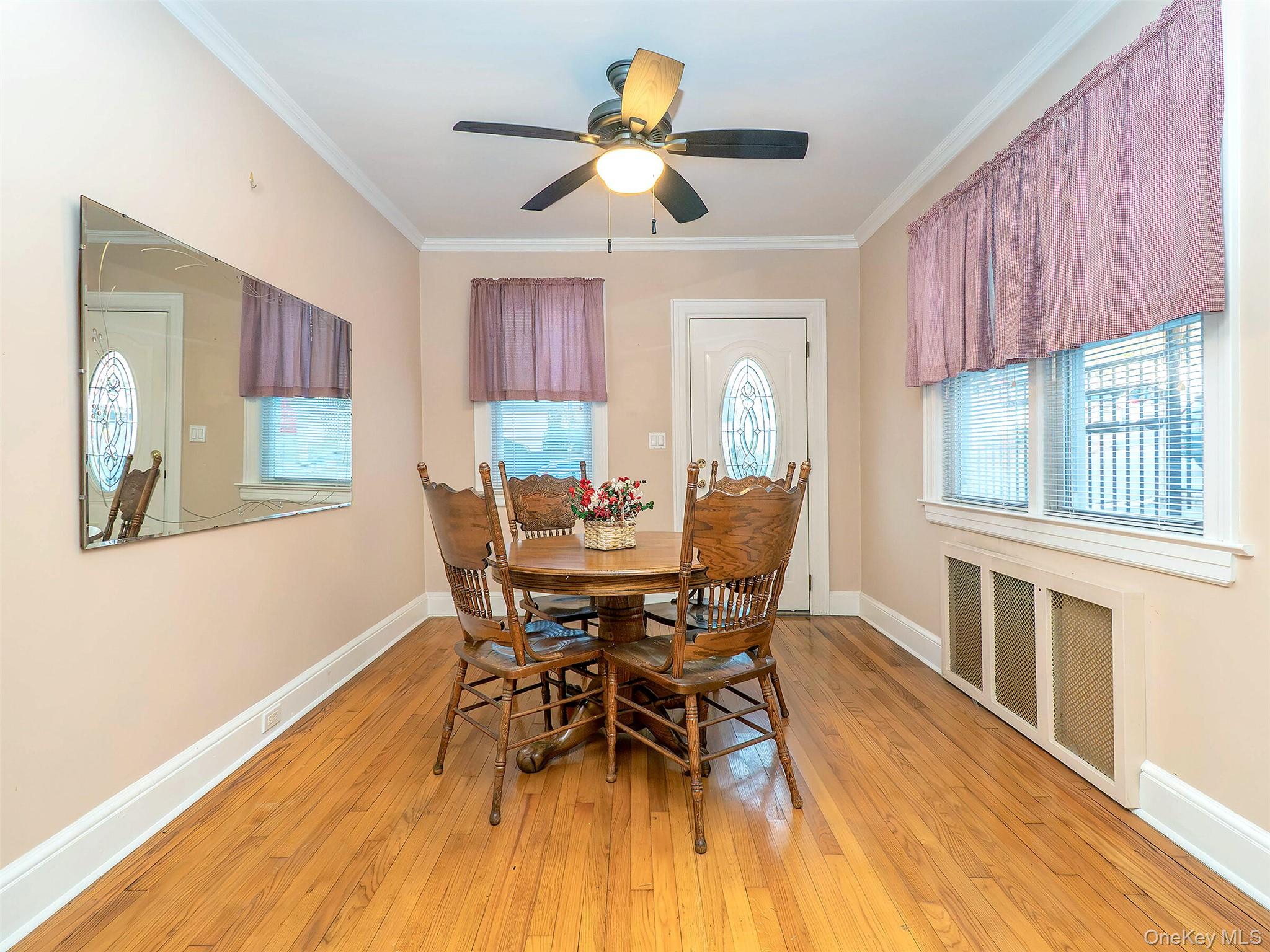 #7 photo, 119 Cross Street, ناسو Locust Valley , NY 11560