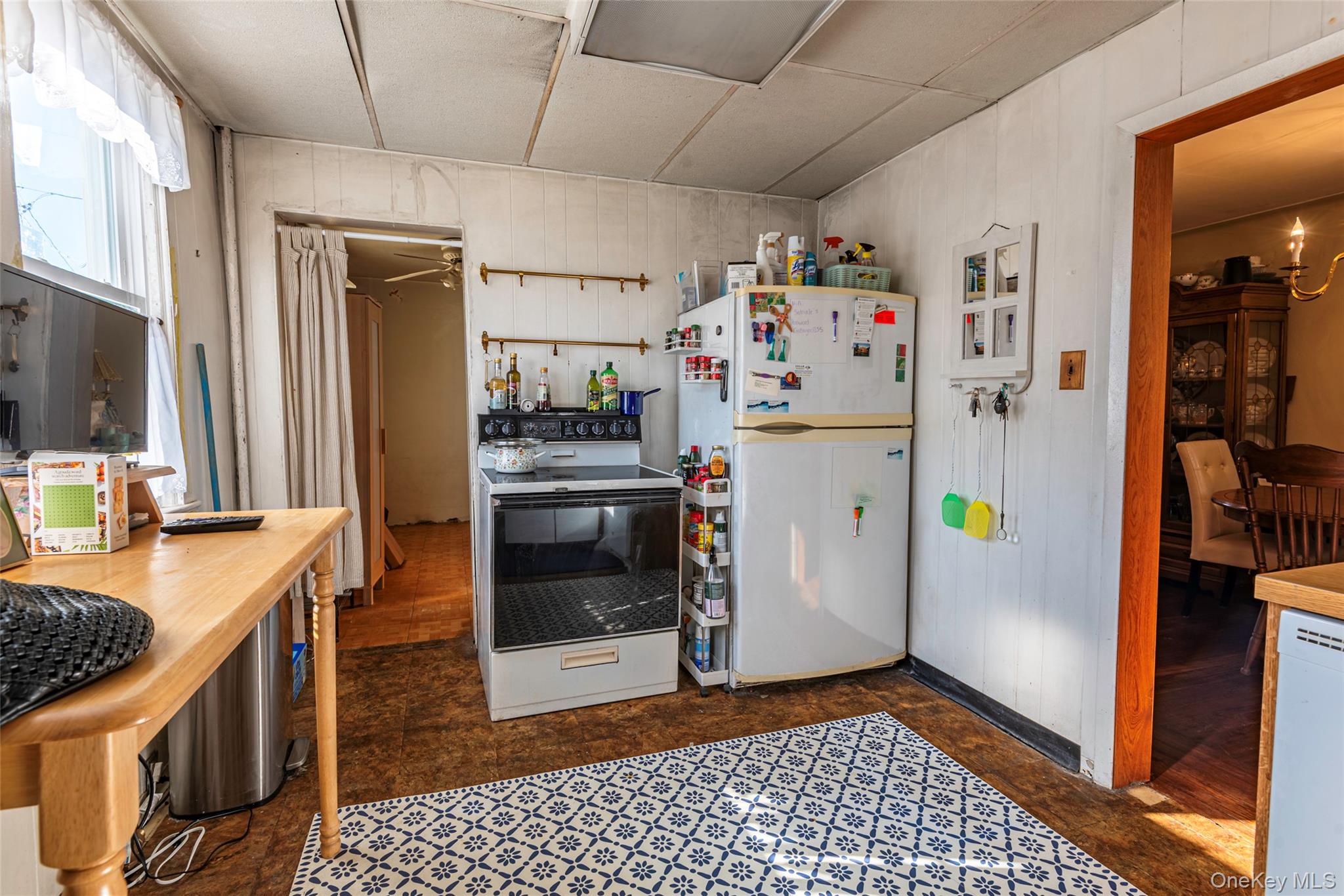 #13 photo, 155 McKee Street, नासाउ काउंटी Floral Park , NY 11001