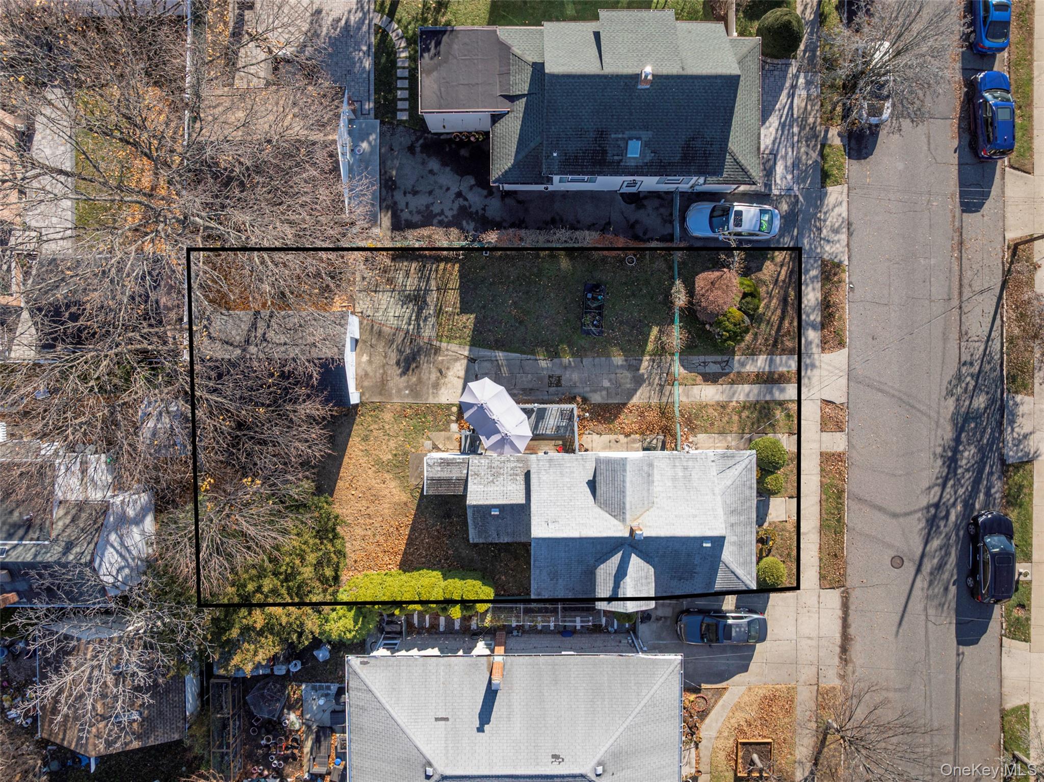 #6 photo, 155 McKee Street, नासाउ काउंटी Floral Park , NY 11001