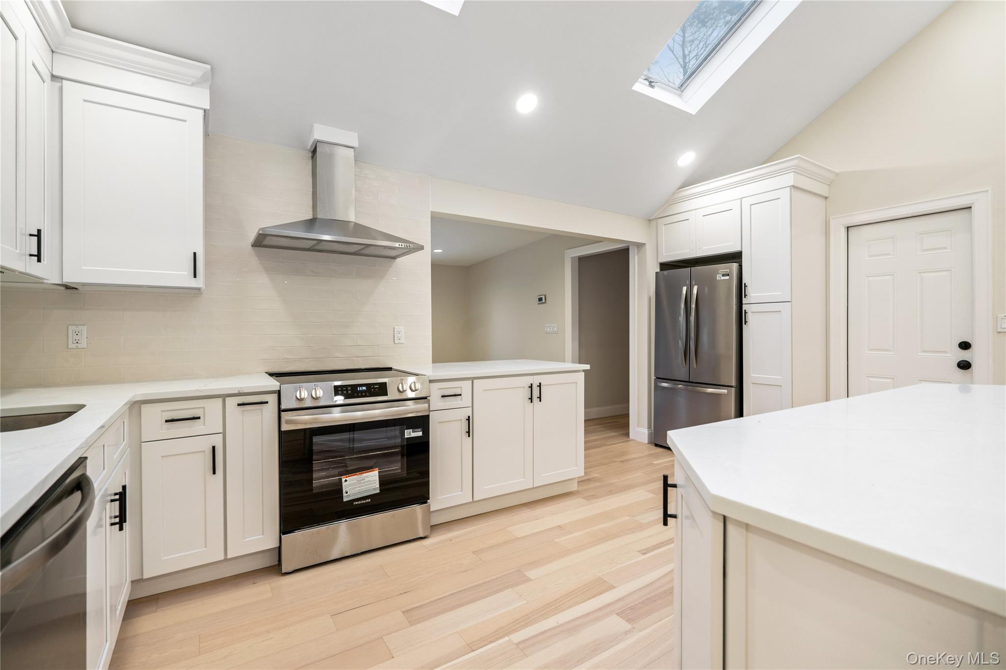 #10 photo, 1 Upper Lane, Centerport , NY 11721