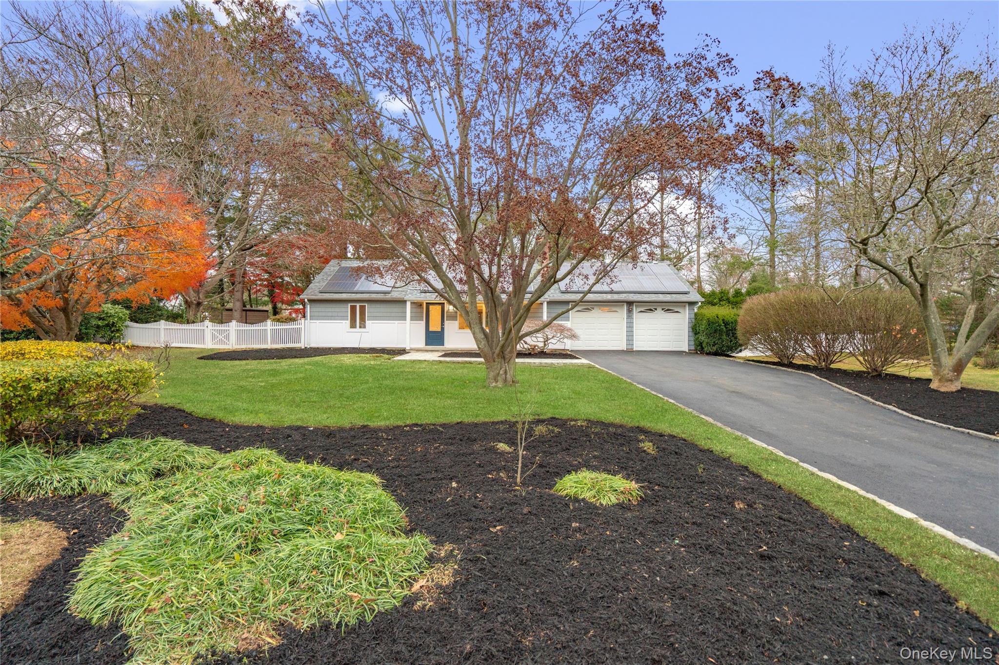 #2 photo, 1 Upper Lane, Centerport , NY 11721