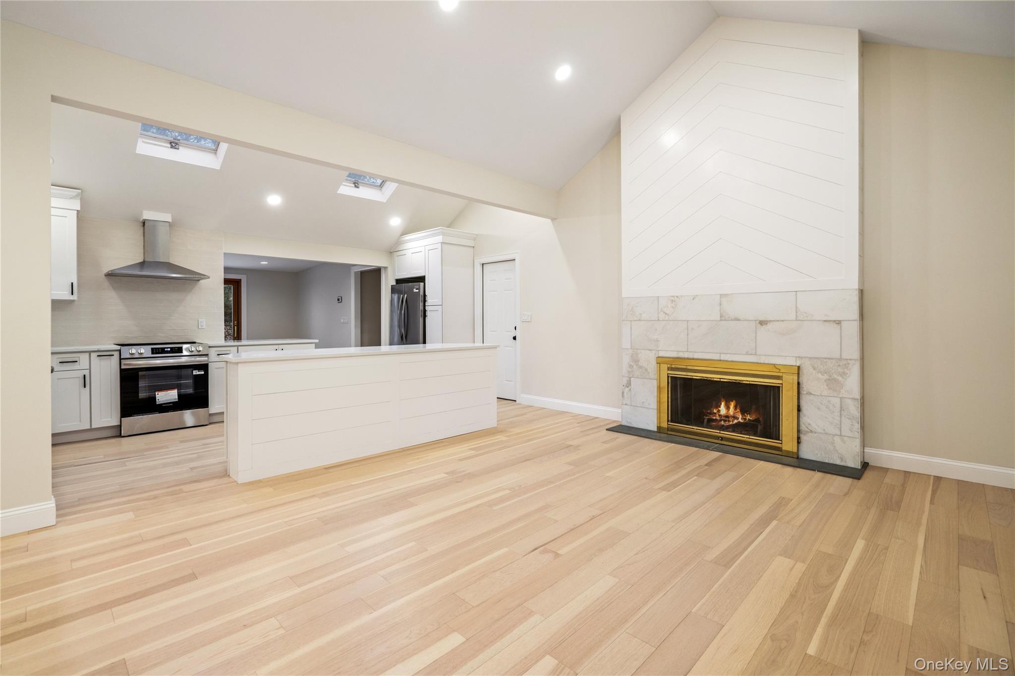 #6 photo, 1 Upper Lane, Centerport , NY 11721