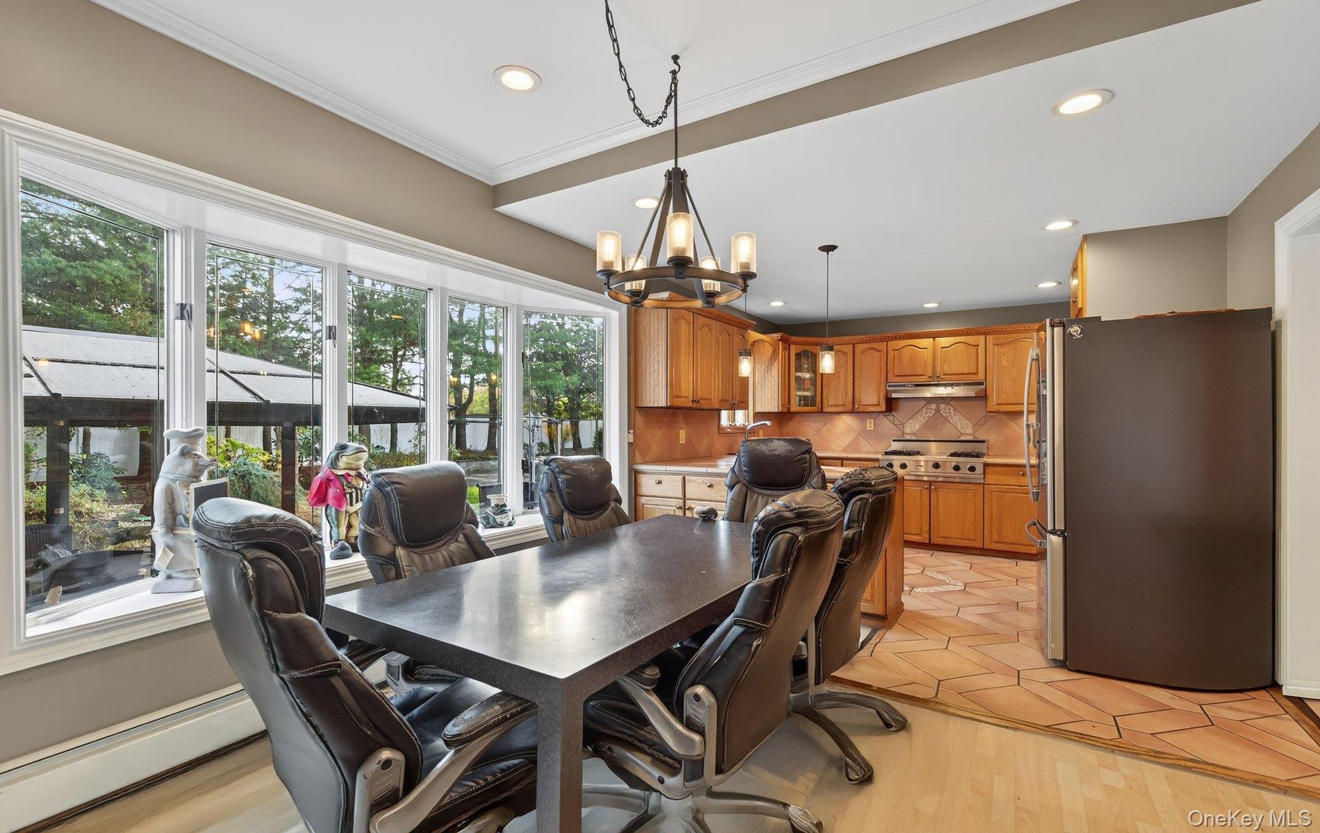 #13 photo, 110 Florida Avenue, सफ़ोक काउंटी Commack , NY 11725