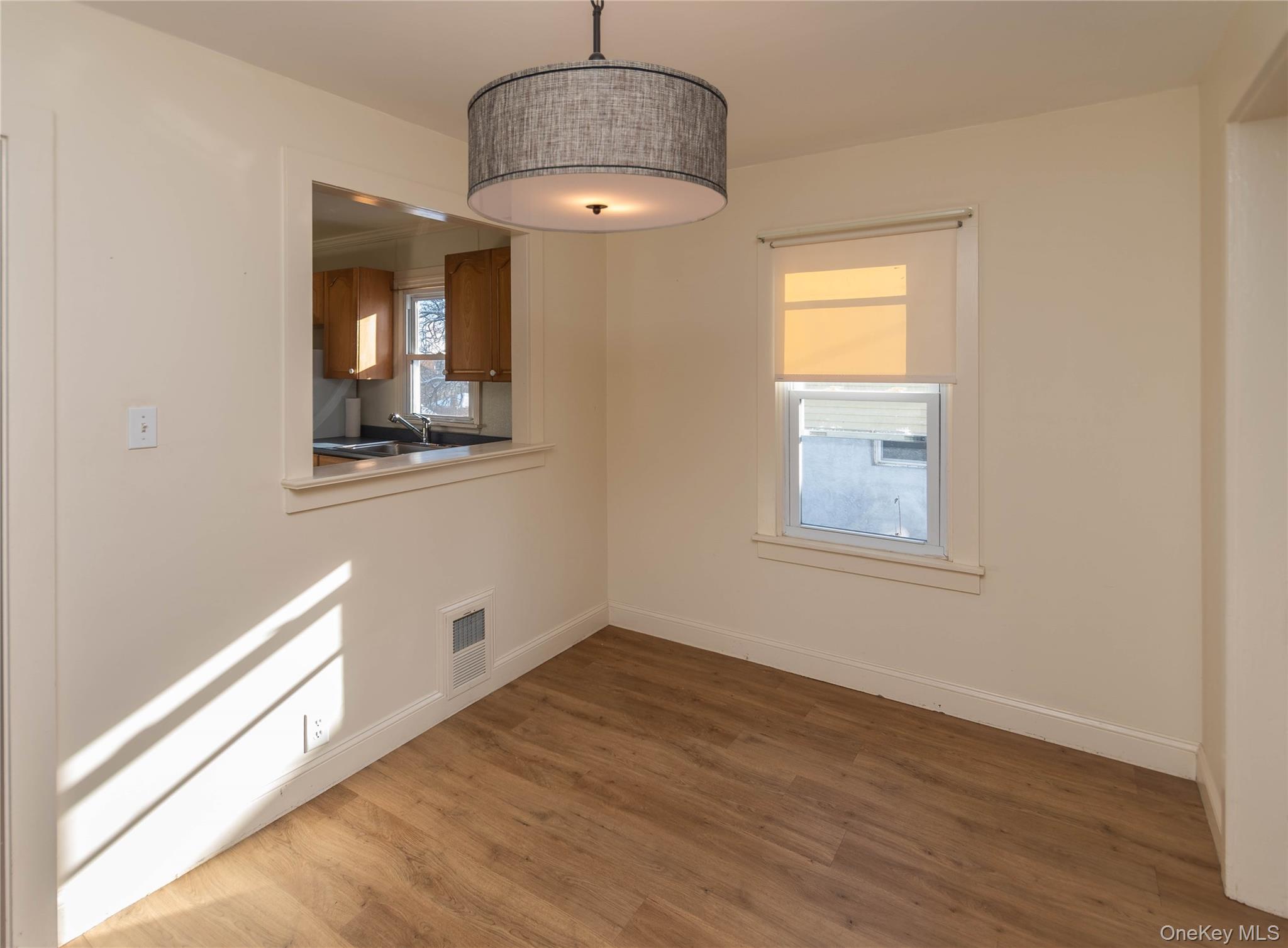 #9 photo, 35 Hudson Terrace, Marlboro , NY 12542