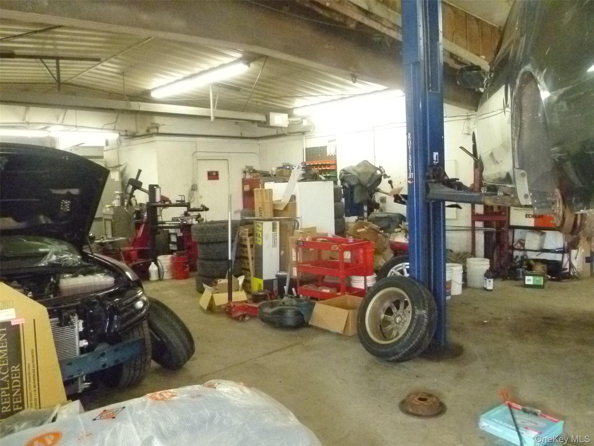 #6 photo, 1104 Route 9W, 纽约州 Marlboro , NY 12542