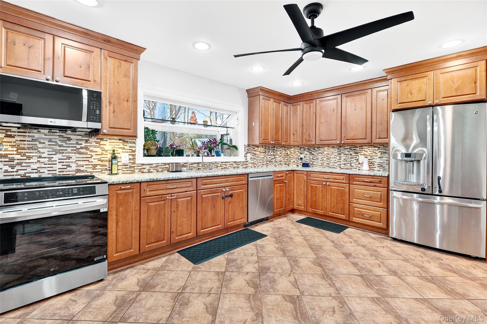 #12 photo, 6 Ichabod Lane, Ossining , NY 10562