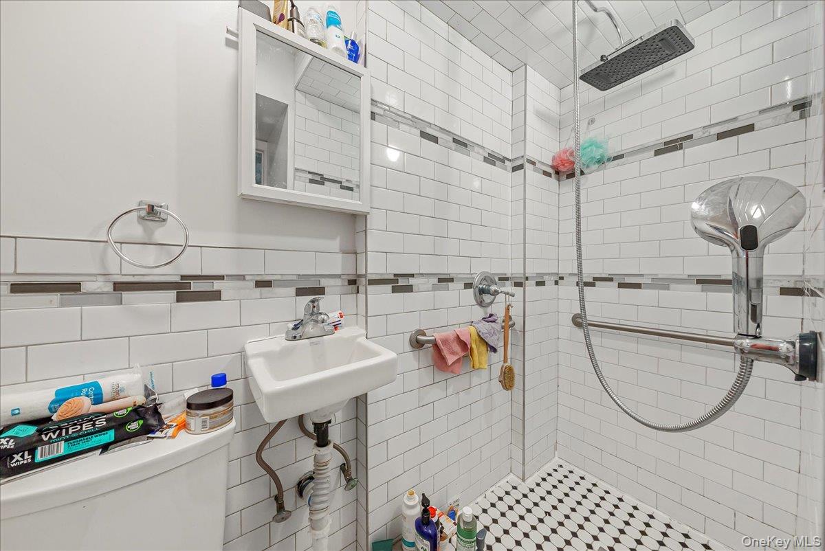 #11 photo, 4183 Murdock Avenue, 브롱크스 Bronx , NY 10466